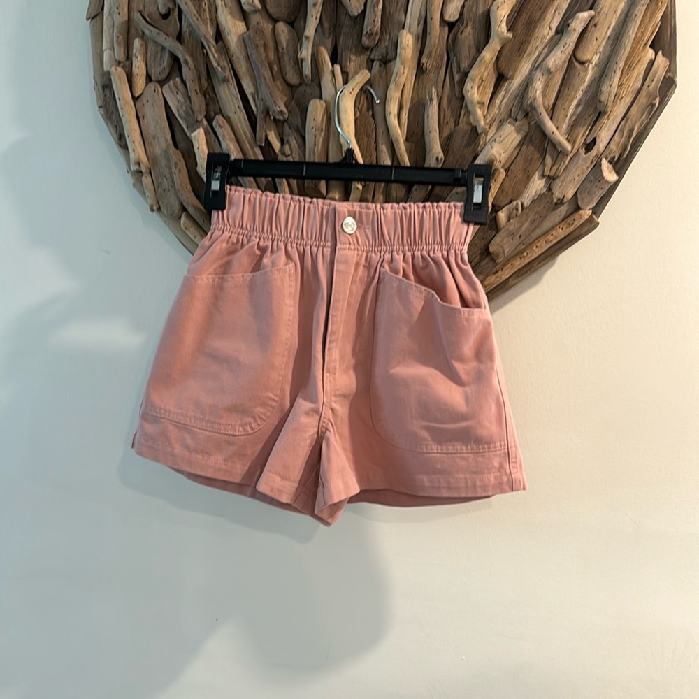 Pastel pink shorts XS